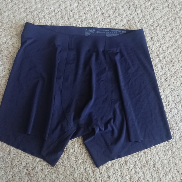 Uniqlo Other - UNIQLO AIRism Ultra Seamless Boxer Briefs in Navy blue size M/L